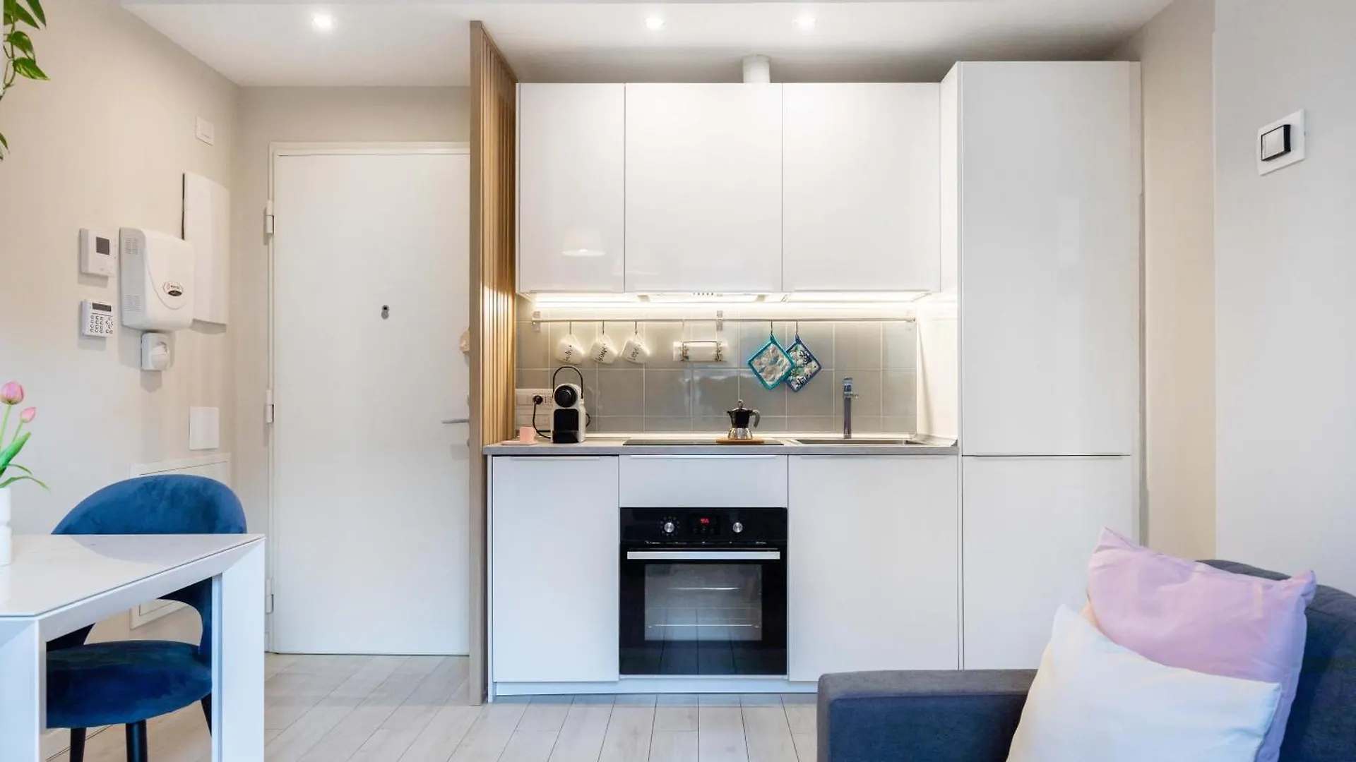 Luxury Apartment - Free Private - Parking Maestri Campionesi 16 Milan
